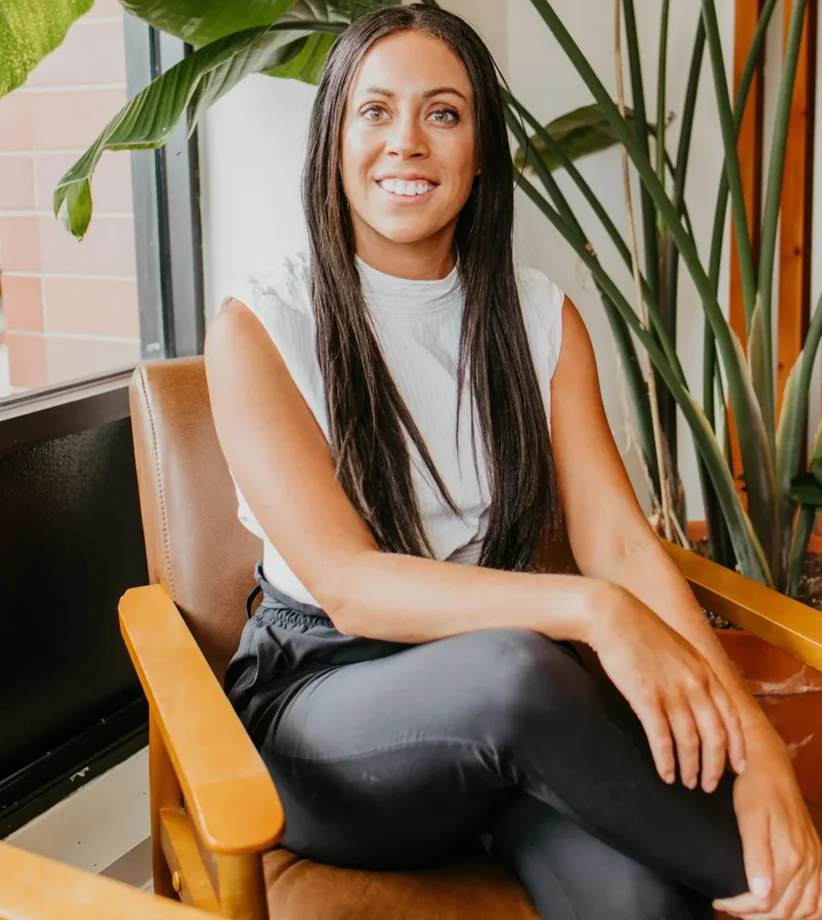Dr. Lisa Lagomarcino